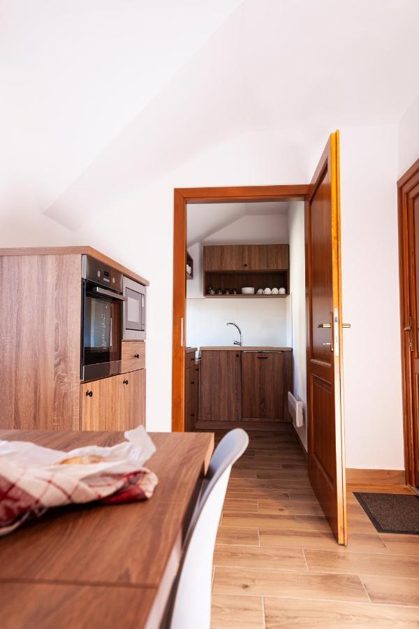 Hvt Comfort Apartments Mezőkövesd Εξωτερικό φωτογραφία