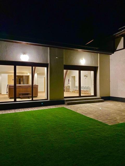 Hvt Comfort Apartments Mezőkövesd Εξωτερικό φωτογραφία