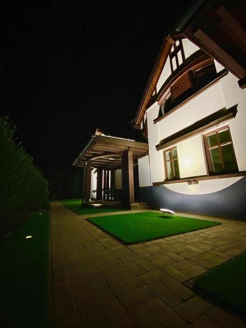 Hvt Comfort Apartments Mezőkövesd Εξωτερικό φωτογραφία
